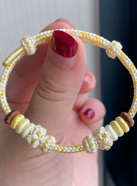 手工编织潮流布丁狗桃花结圈手链