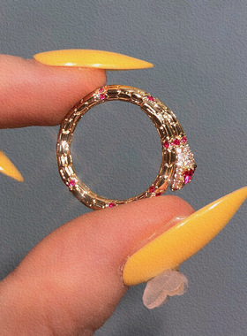 质感高级金属微镶红色独特风戒指