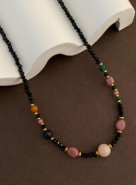 复古原创设计粉色天然石吊坠项链小众高级感黑色锆石串珠款锁骨链