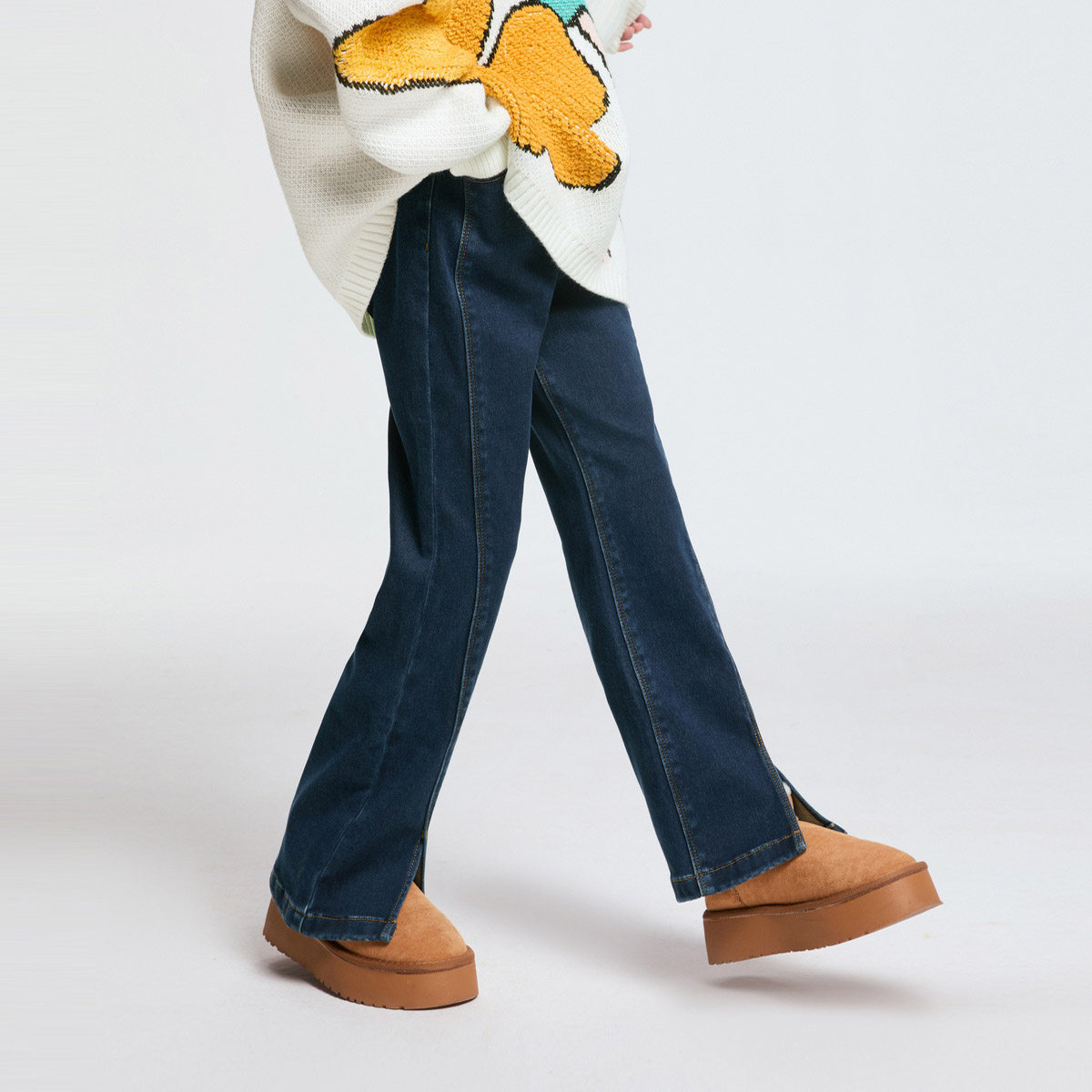 安奈儿童装女童微喇牛仔裤2025冬装新款中大童修身显瘦加绒长裤,淘宝优惠券,粉丝福利购,淘宝优惠卷