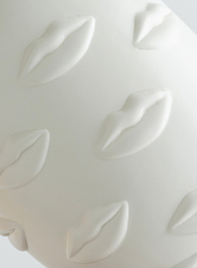 精工北欧艺术陶瓷花瓶创意嘴唇水培插花花器样板房居家装饰品摆件