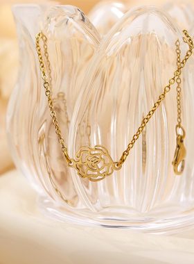 Customized necklace 十二月份生辰花手链女个性可DIY组合吊坠