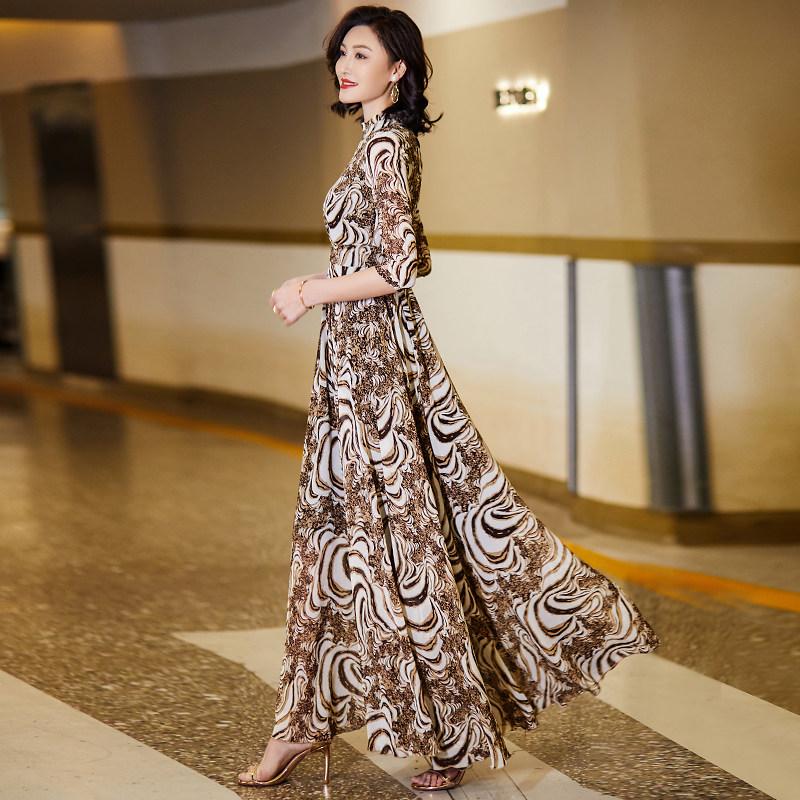 2022年新款春夏长款遮肉花色连衣裙 绅岚洋服连衣裙