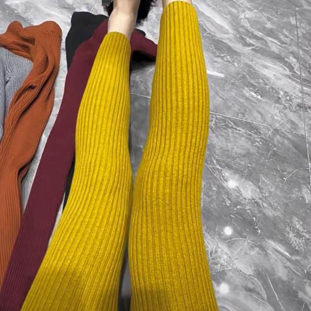 2024 autumn and winter new fashion European candy color slimming and warm knitted leggings for women versatile stretch-foot pants