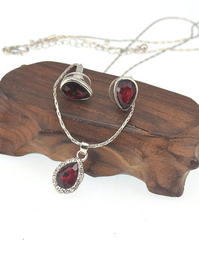 水滴耳钉蛇骨链套装项链