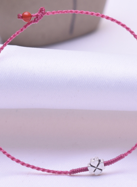 四叶草本命年转运珠情人节礼物