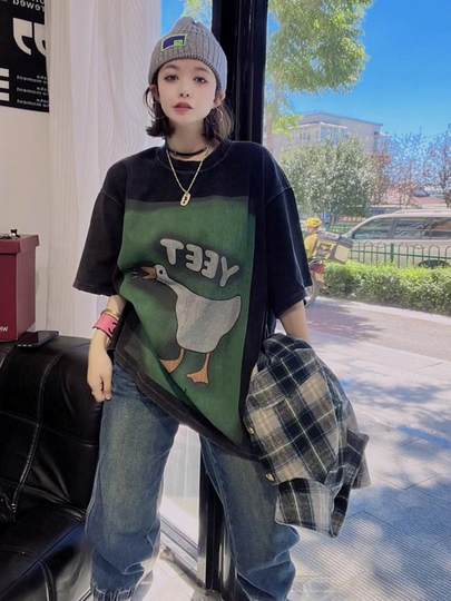 300斤特大码女装新款欧货水洗做旧鸭子印花短袖上衣宽松百搭t恤女