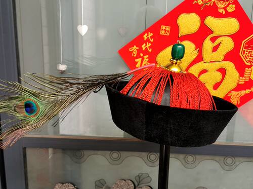 新款戏剧鞑子帽古装头饰清朝顶戴花翎太监帽清朝官帽官衣官靴 - 图3
