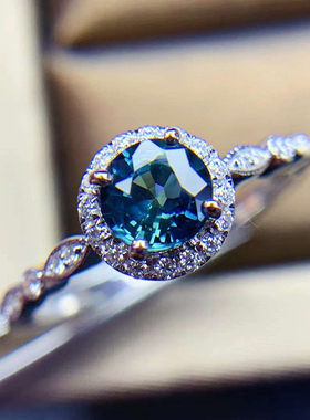 18K金无烧蓝宝石戒指女送运费险