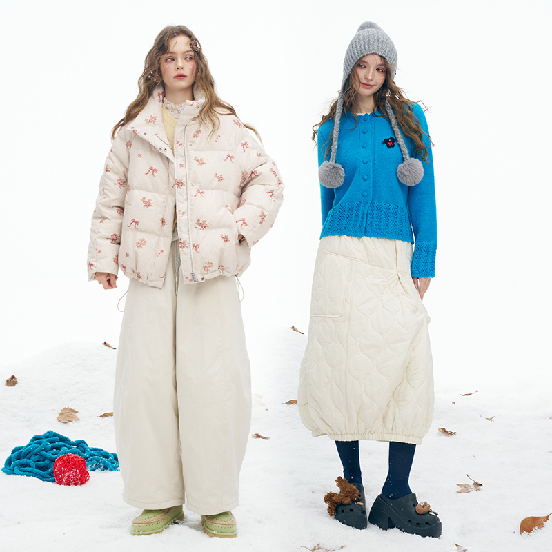 妖精的口袋蓝色镂空圣诞毛衣女款