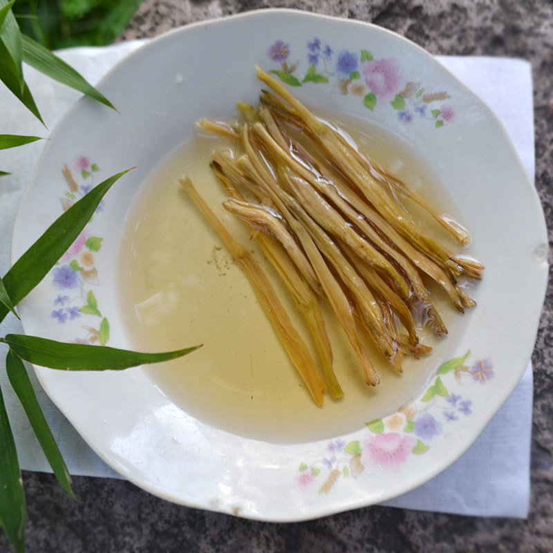 黄花菜干货500g农家自种晒干无硫金针菜干菜 火锅炒菜食材土特产 - 图2