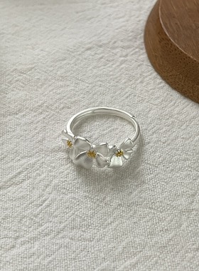 925银花朵戒指清冷高级感