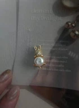 天然珍珠兔子项链精致通勤毛衣链