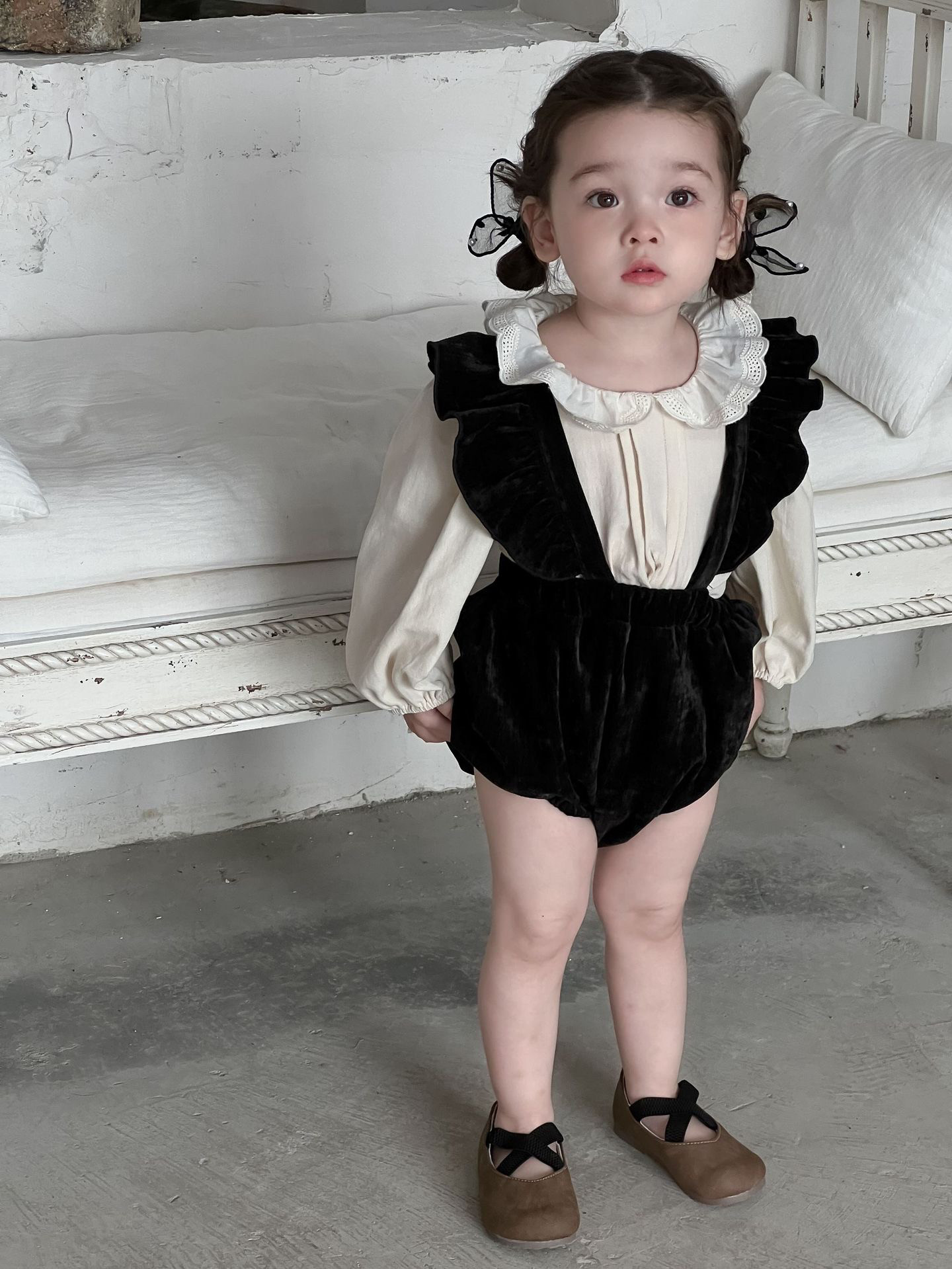 Galakoko25秋婴童荷叶边绒料赫本风短爬服搭米白花边领上衣两件套,淘宝优惠券,粉丝福利购,淘宝优惠卷