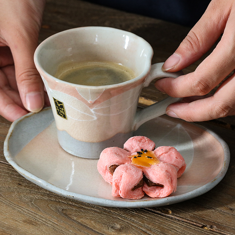 日本进口Bloom手绘陶瓷咖啡杯釉下彩樱花日式复古带碟茶杯水杯 - 图1