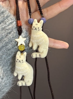 可爱项链植绒毛绒串珠猫咪吊坠小猫项链森系毛毡挂件秋冬毛衣链