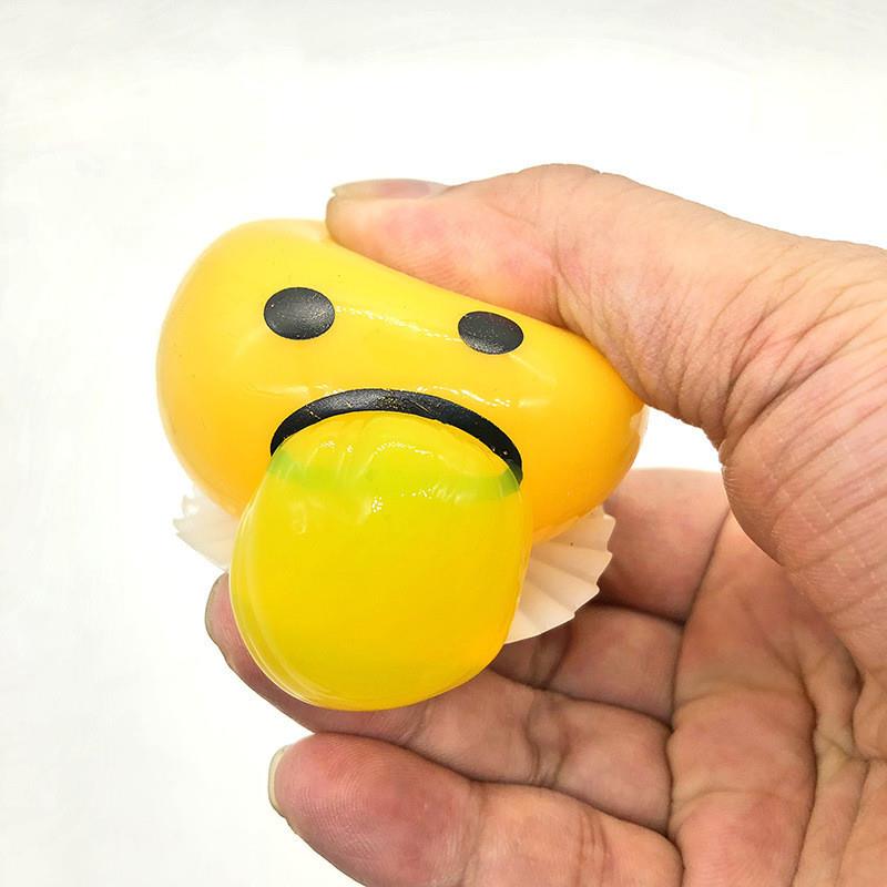 Halloween egg yolk vomiting squishy slime ball Vent toys玩具 - 图0