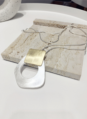 银色拉丝金属方块不规则几何项链