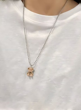 日韩毛绒小熊项链情侣款