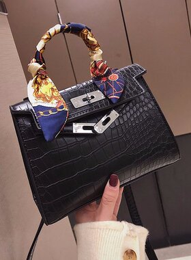 衣帽间女士包软装饰品摆件手提