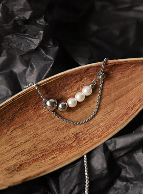 白珍珠锁骨链钛钢项链