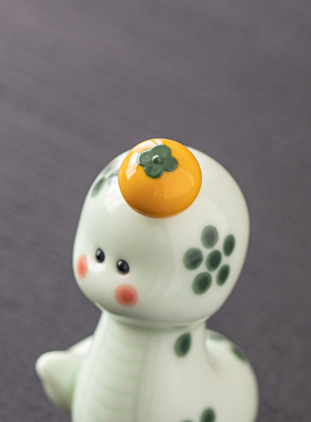 创意青瓷柿子小蛇摆件