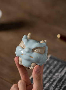 汝窑祥龙貔貅金蟾茶宠摆件精品可养茶玩转动小茶艺茶盘茶桌装饰品