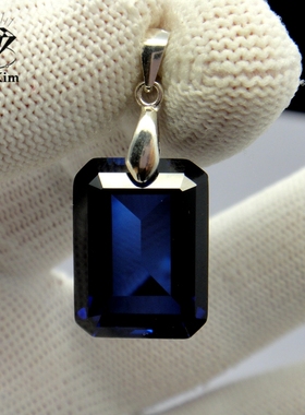 蓝宝石祖母绿英国吊坠鸽血红