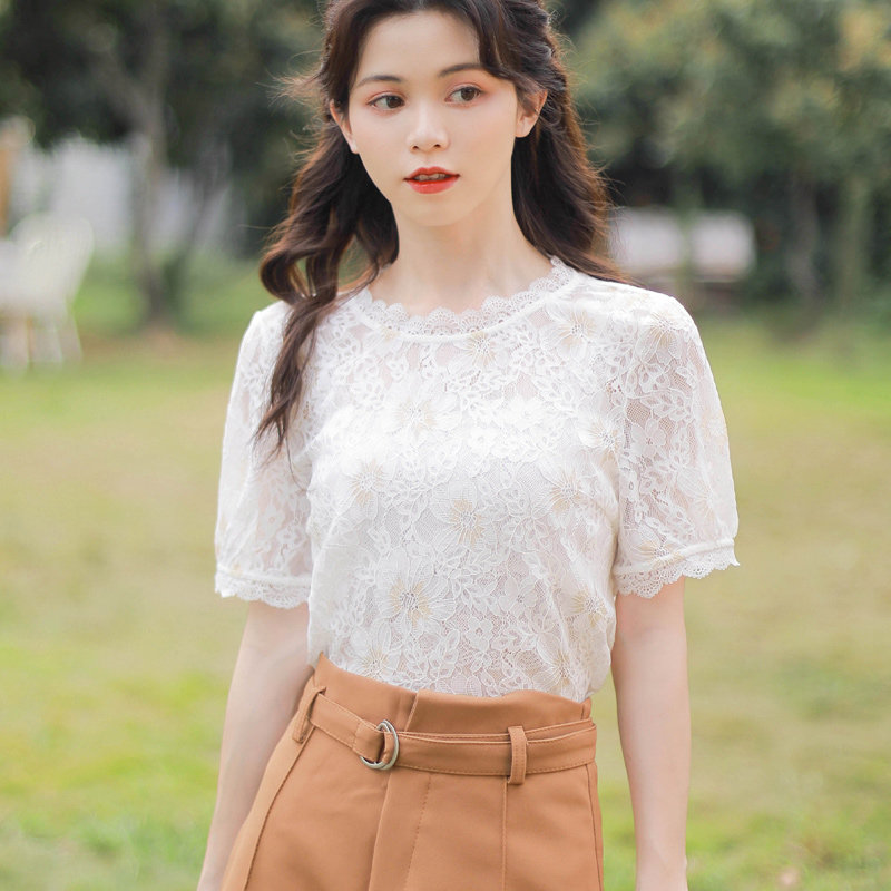 2021夏季新款韩版蕾丝女短袖小衫 米娜可蕾丝衫/雪纺衫