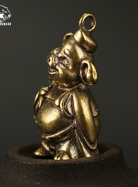 以下是根据“丛林豹古玩小铜器挂