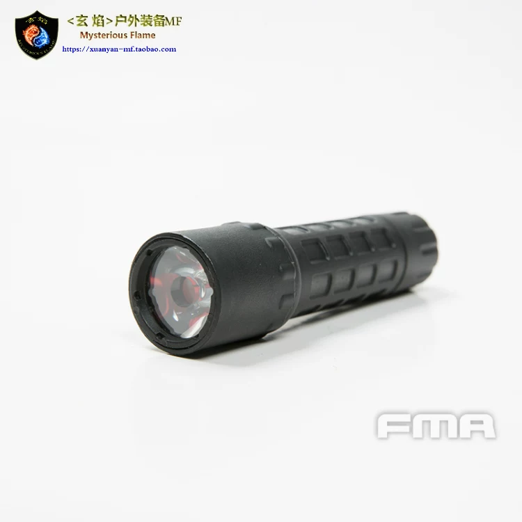 FMA F2 CREE 4Q户外战术信号灯强光手电筒照明灯