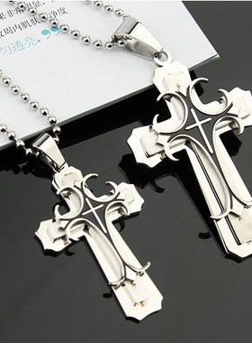 十字架项链不掉色钛钢饰品男女锁骨链嘻哈个性小众设计感毛衣链
