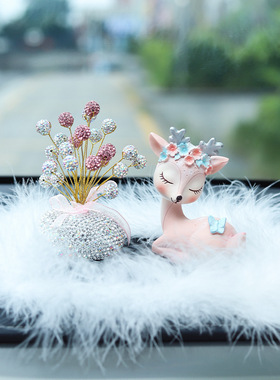 一路平安鹿汽车摆件车内饰品车载摆件装饰用品大全中控台高档女生