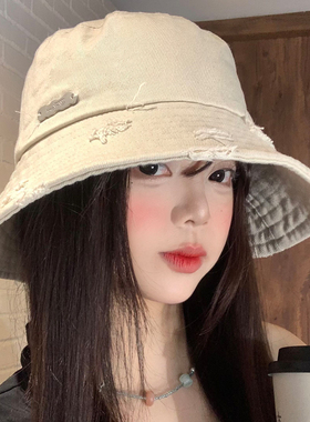 日系复古金属标破洞渔夫帽女夏季
