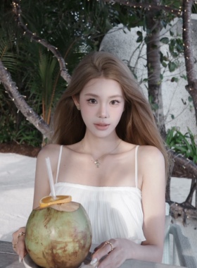 ECHOZOE“完美搭配”锆石十字架项链女简约锁骨链高级感吊坠
