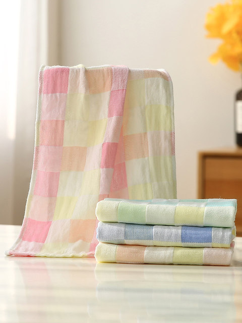 Home daily necessities small goods department store Yiwu practical household use complete dormitory good goods stall kitchen