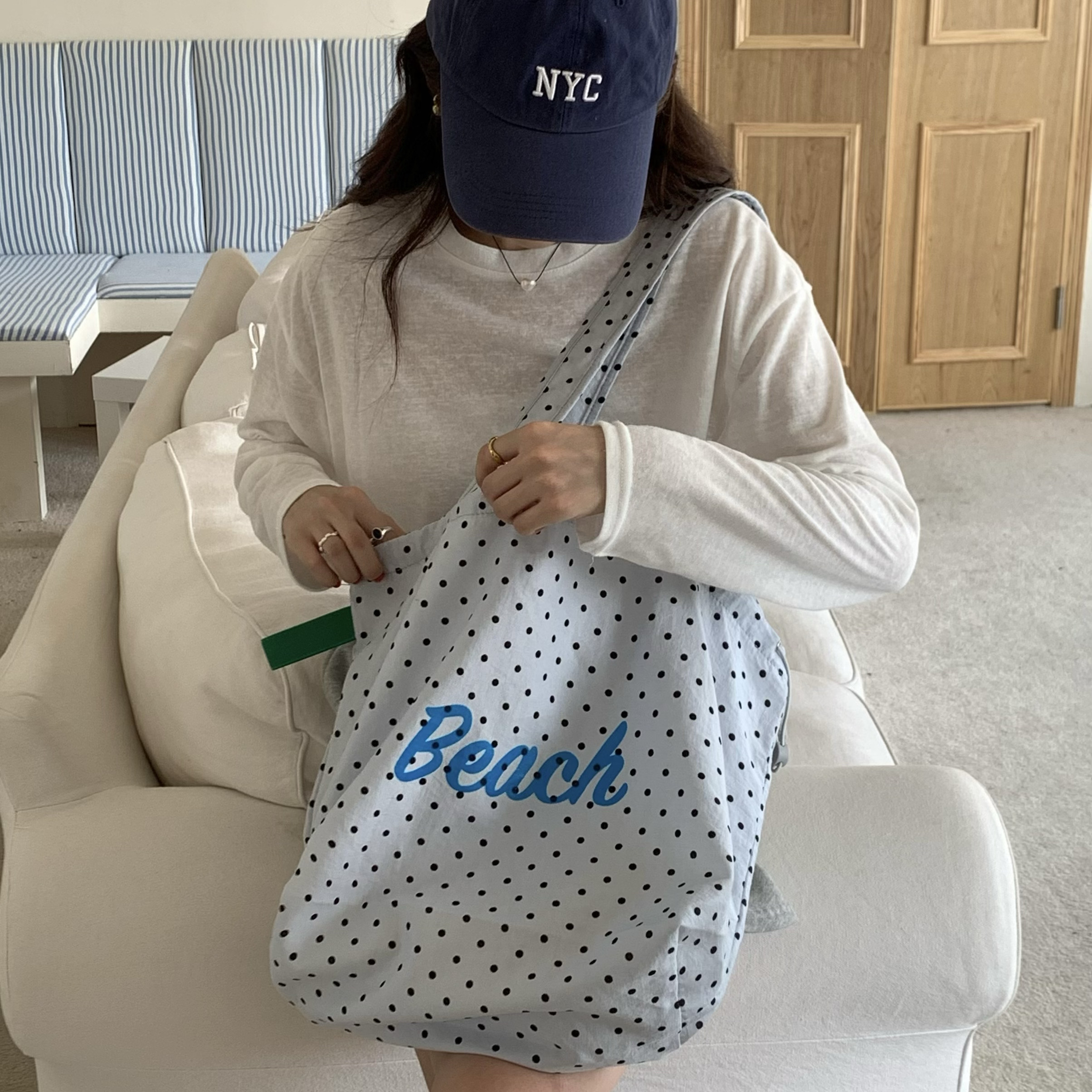 Wfei复古字母单肩包大容量抽绳束口帆布包波点托特包尼龙购物袋,淘宝优惠券,粉丝福利购,淘宝优惠卷