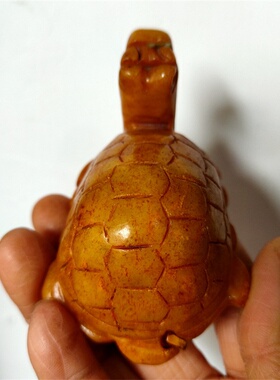 珠宝玉器仿古做旧工艺品岫玉雕刻龙龟手把件摆件
