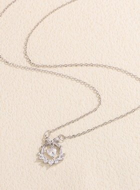 999纯银在逃公主灵动蝴蝶结项链女轻奢小众设计感甜美百搭锁骨链