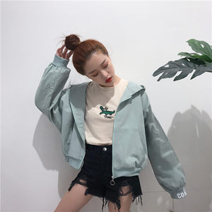 短款外套女2023春秋韩版显瘦小个子宽松bf学生洋气连帽棒球服上衣