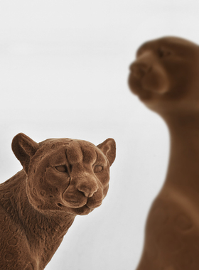 再发现植绒树脂摆件美洲豹客厅