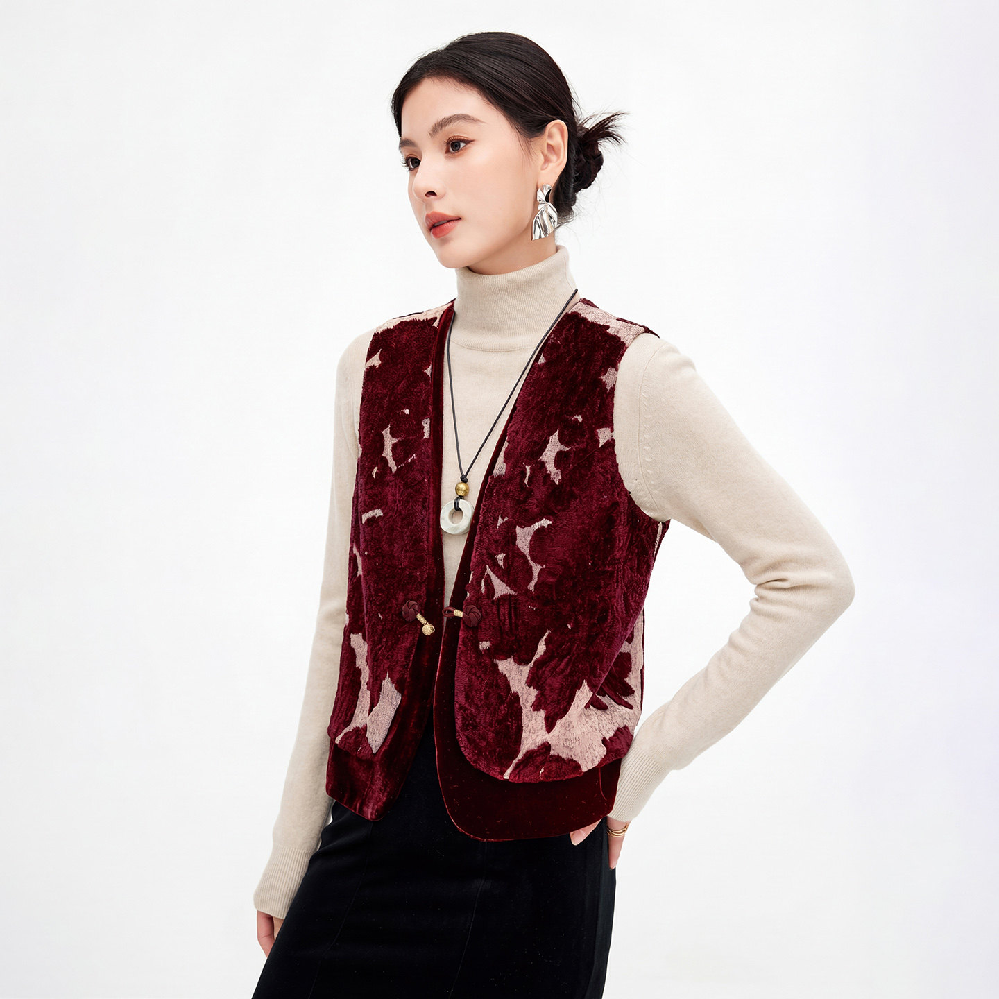 水墨佳人100桑蚕丝新中式丝绒马甲女V领刺绣显瘦百搭气质背心坎肩,淘宝优惠券,粉丝福利购,淘宝优惠卷