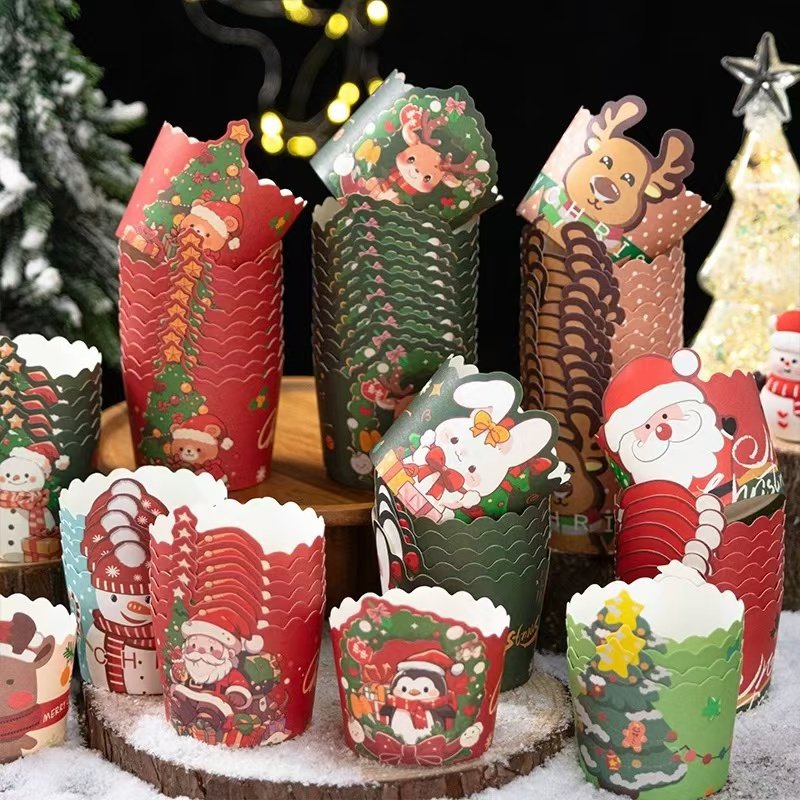 2024圣诞节蛋糕装饰圣诞草圈插件圣诞树叶子雪人麋鹿老人礼物插牌