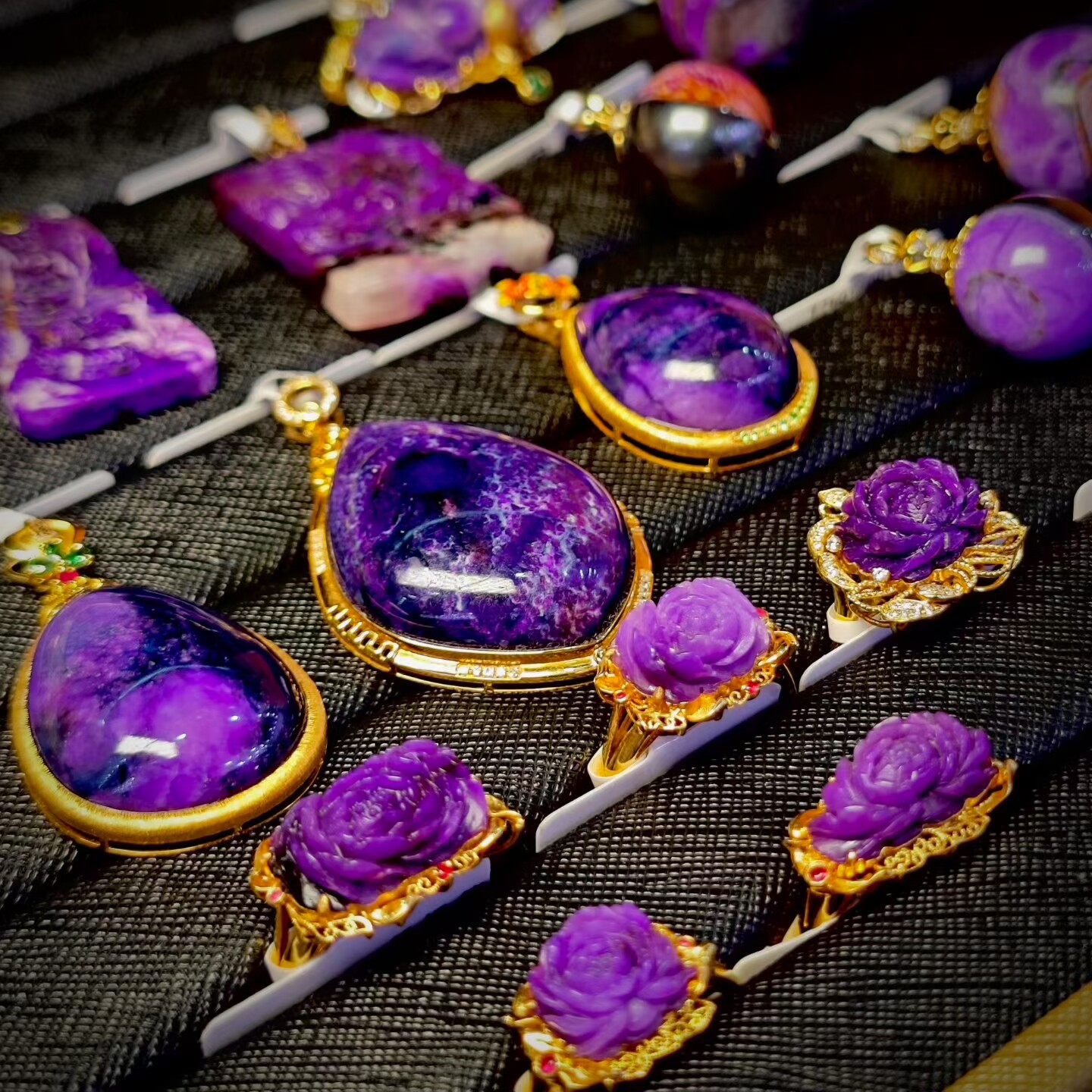 Recycled crystal Shujulai bracelet, jadeite bracelet, 18k gold inlaid tourmaline ring, red sapphire pendant necklace