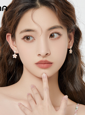 ona花朵少女感甜美耳环女