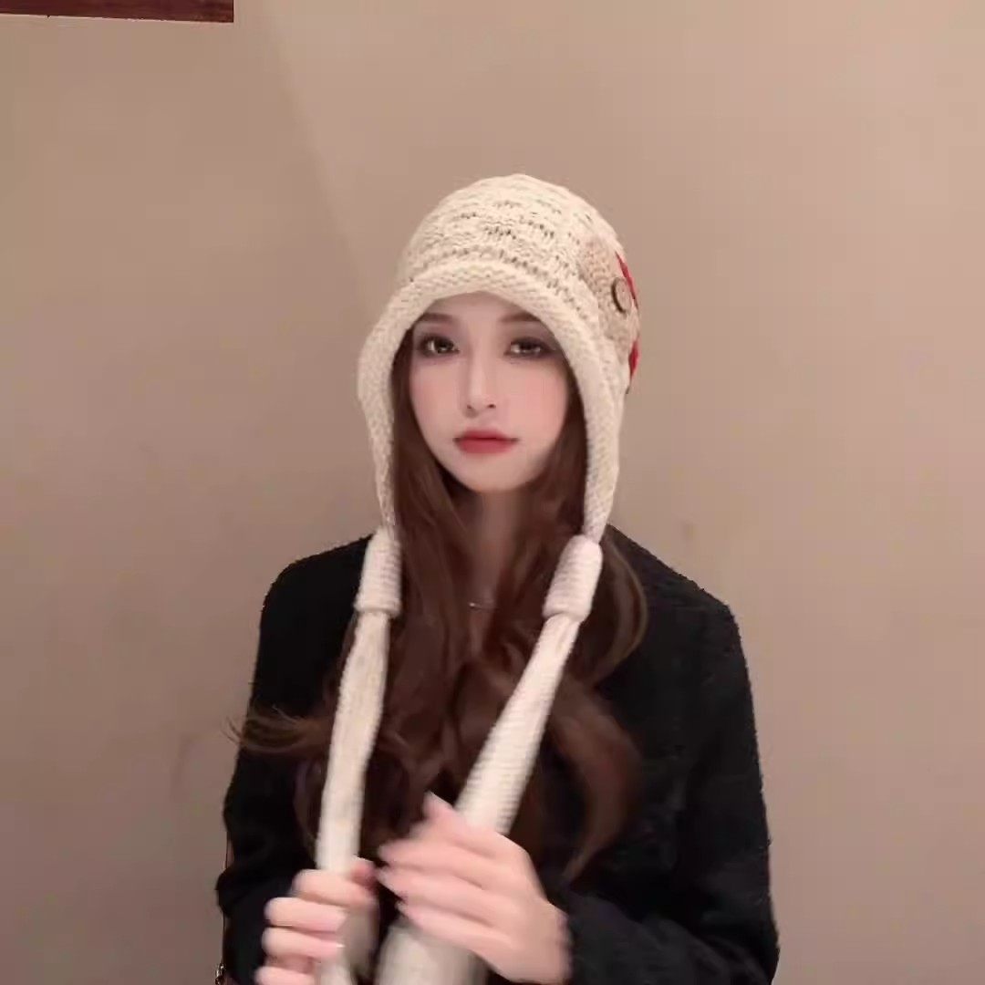 2025新款时尚贴布流苏红色毛线帽子女秋冬季保暖手工辫子针织帽潮,淘宝优惠券,粉丝福利购,淘宝优惠卷