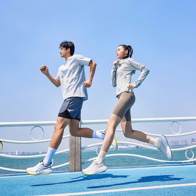 【街霸】多威临界3代跑步鞋男女秋冬加绒休闲通勤慢跑户外运动鞋,淘宝优惠券,粉丝福利购,淘宝优惠卷