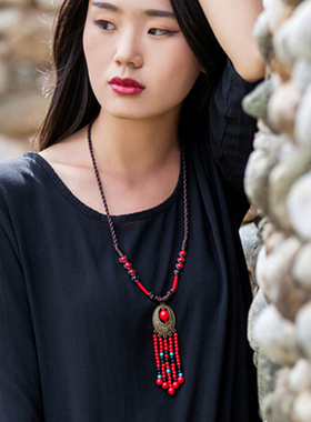 红色串珠夸张民族风流苏毛衣链