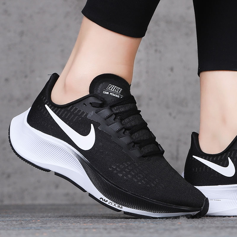 NIKE耐克女鞋2022新款AIR ZOOM PEGASUS 37运动跑步鞋BQ9647-002 - 图2