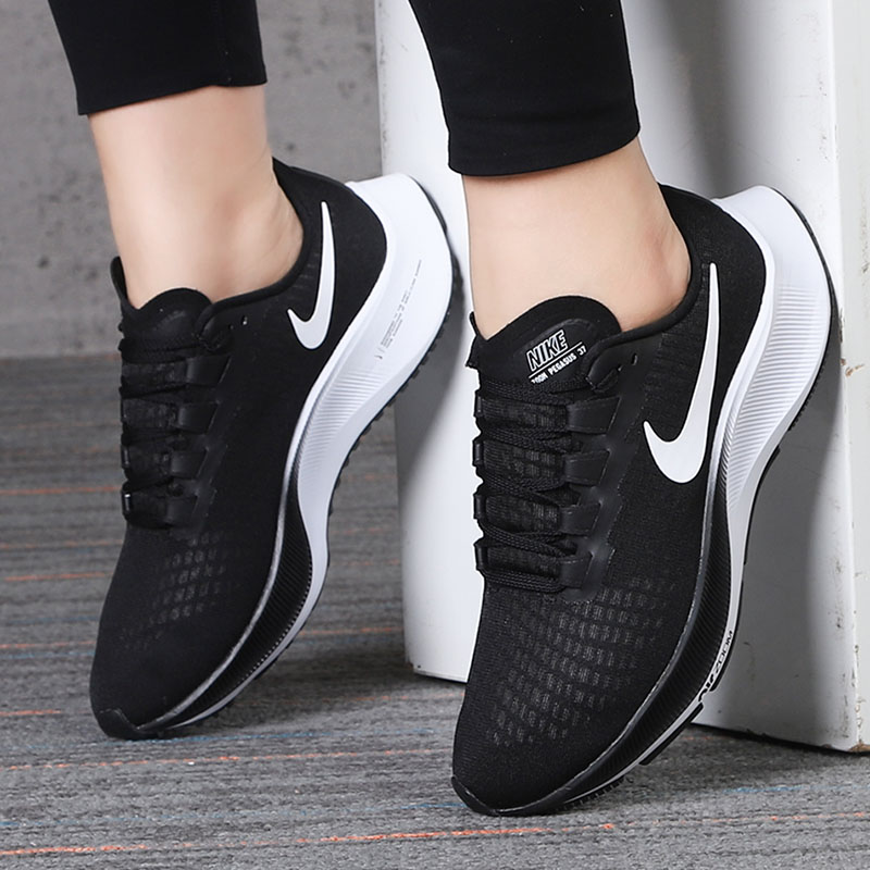 NIKE耐克女鞋2022新款AIR ZOOM PEGASUS 37运动跑步鞋BQ9647-002 - 图0